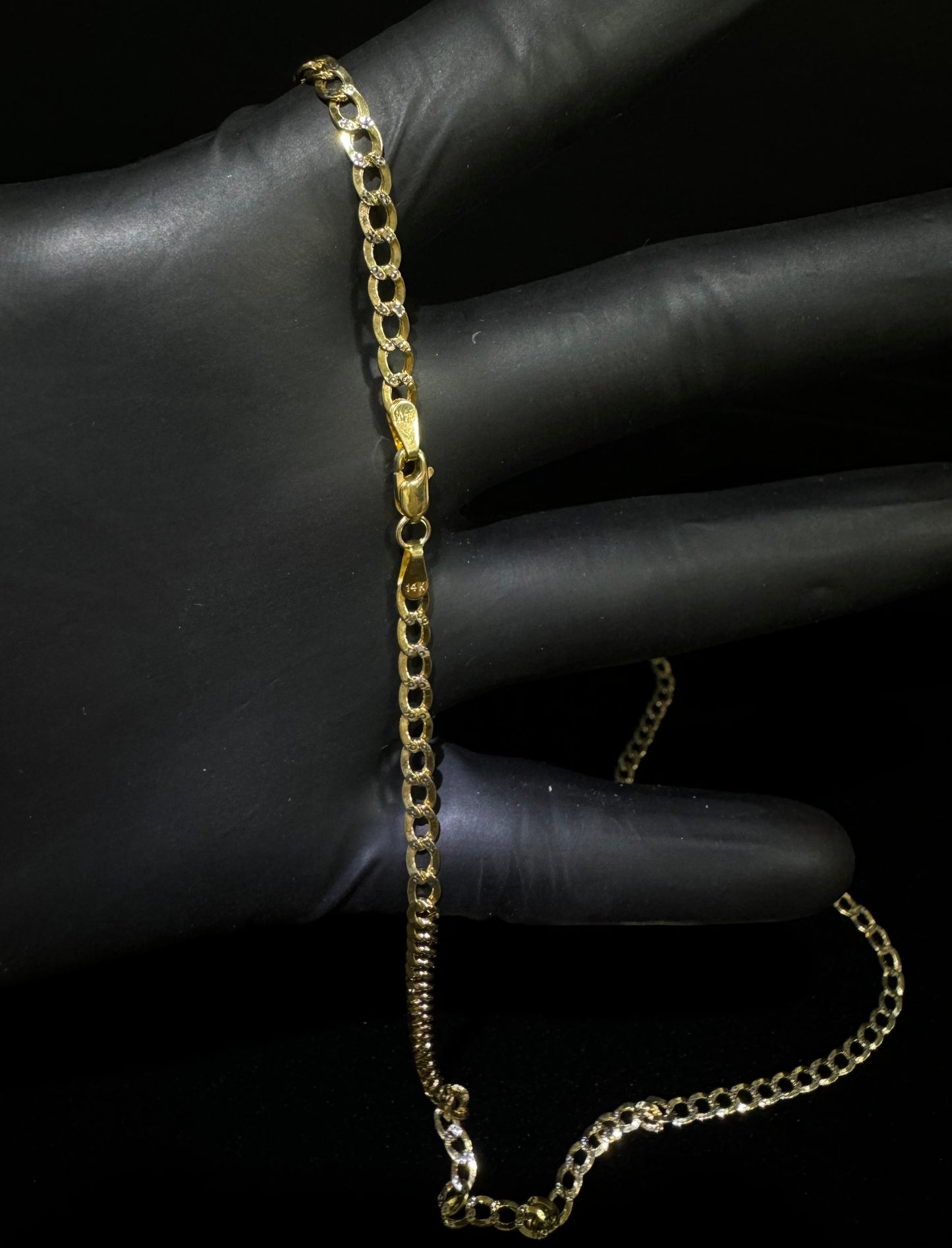 14K Gold Semi-Hollow Flat Cuban Link Chain