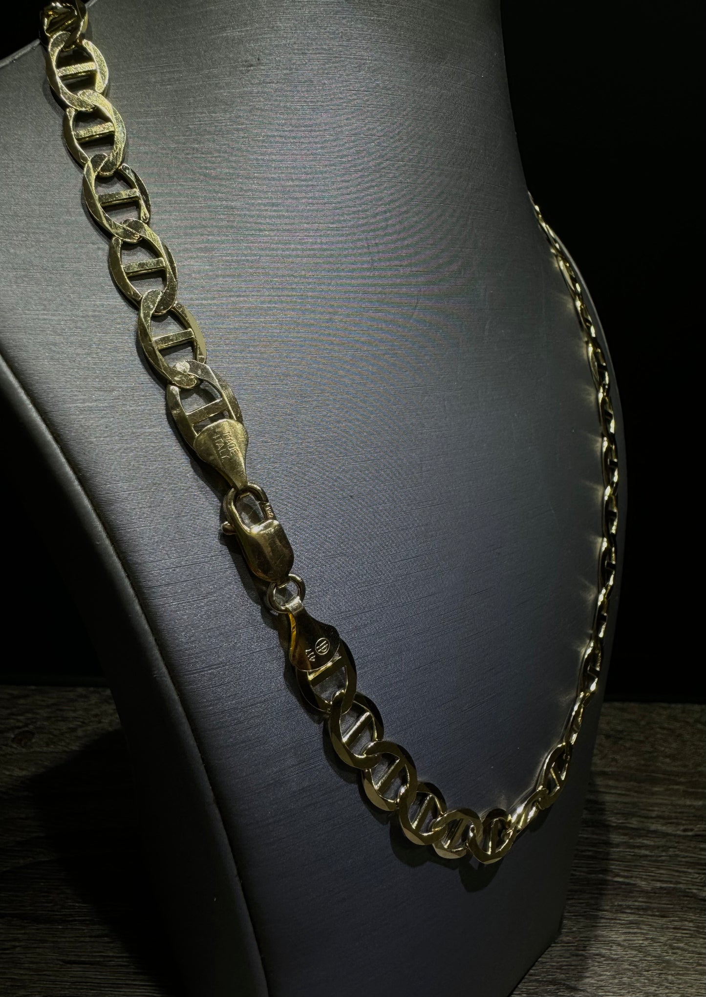 10K Gold Semi-Solid Flat Gucci Link Chain