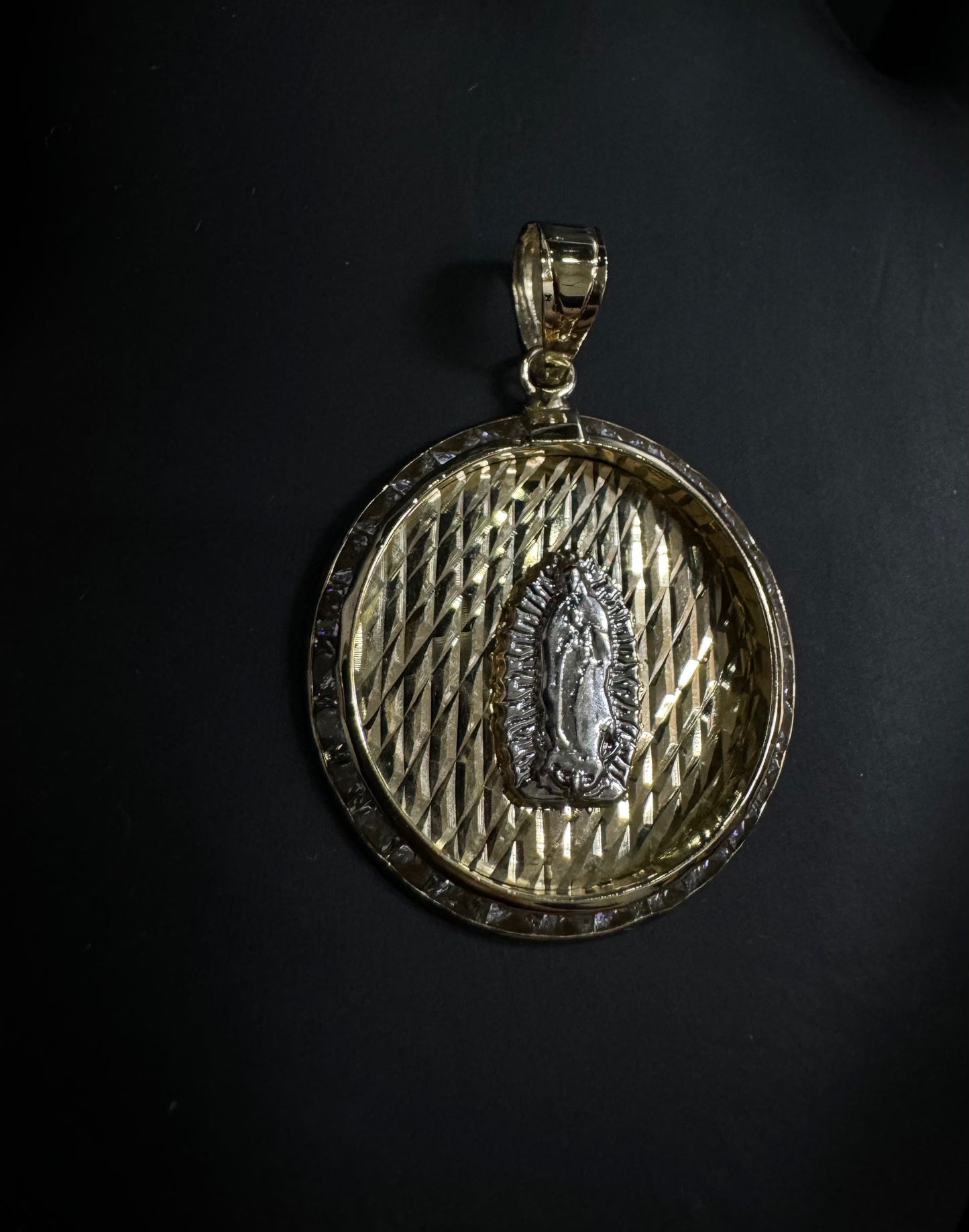 14K Gold Round St Mary Pendant