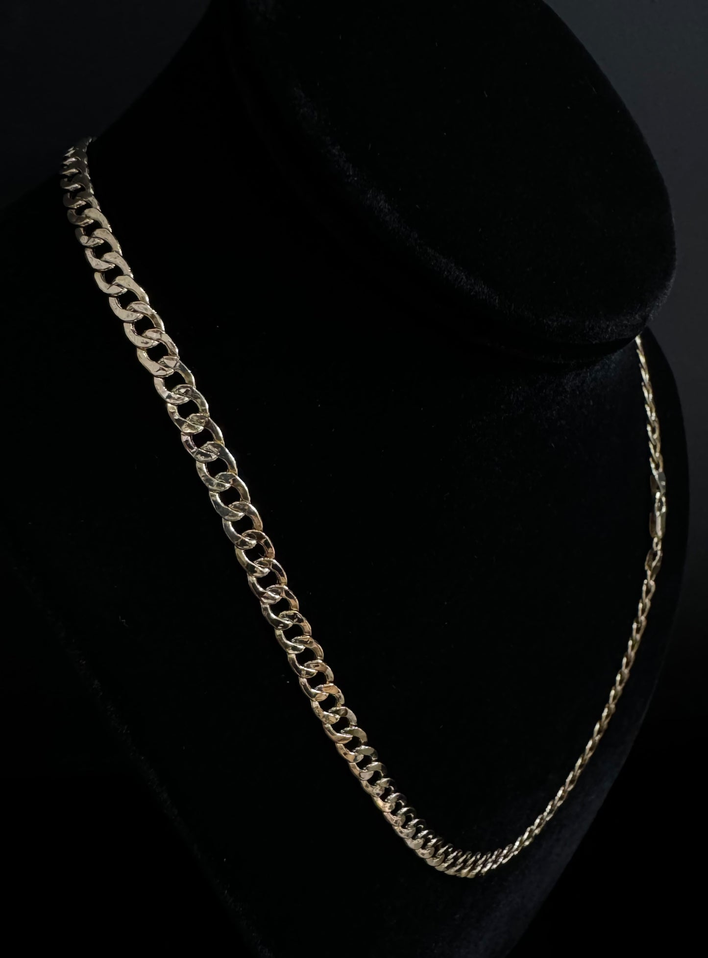 10K Gold Semi-Hollow Flat Cuban Link Chain